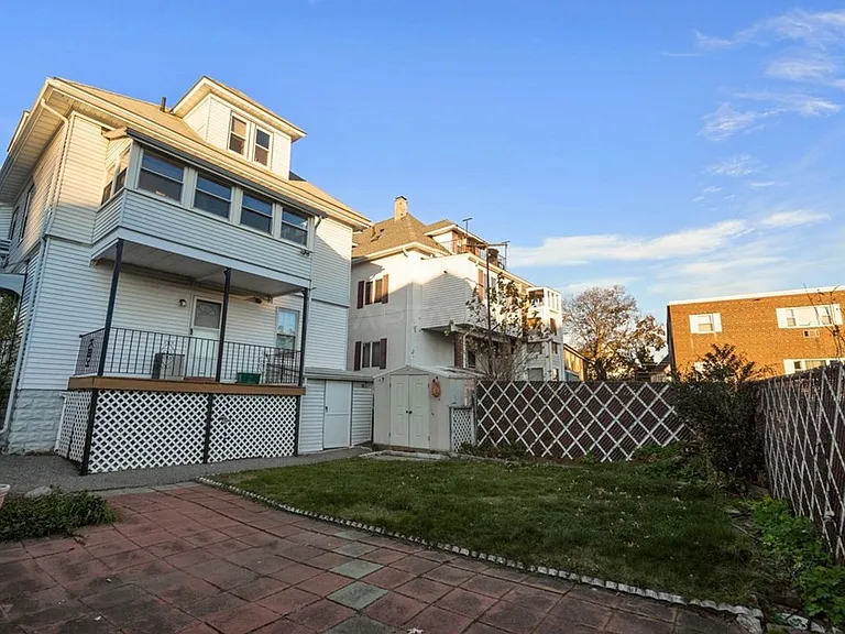 14 Windsor Rd #2 — Photo 10
