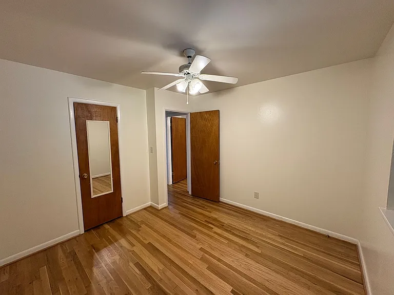 7326 President St — Photo 12