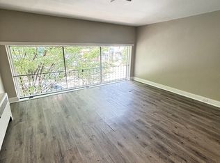 460 Locust St #2, Columbia, PA 17512