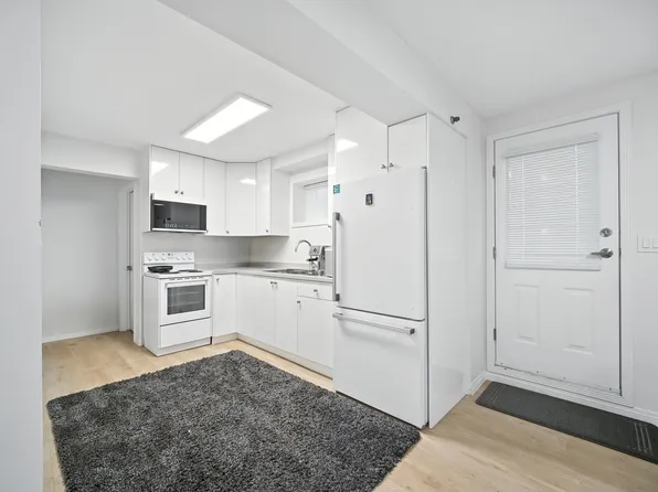 (undisclosed Address), Burnaby, BC V3N 3T3
