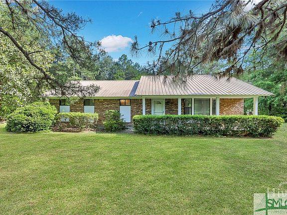 2nd image of 103 Maple Dr