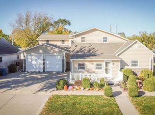 1828 G Ave, Kearney, NE 68847