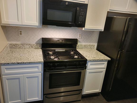 4th image of 1413 Kemper St