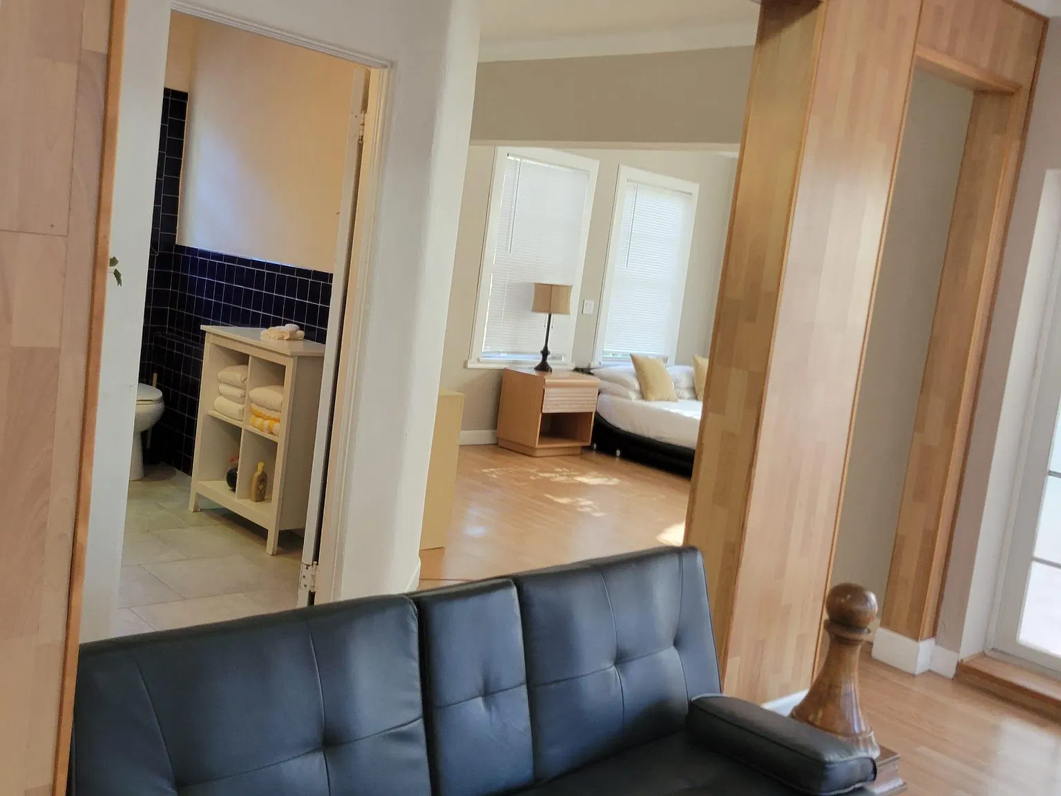 2 bed, 1000 sqft, $2,995 — Photo 3