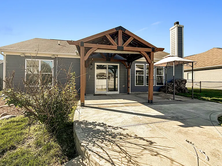 2653 Grand Fir Dr — Photo 3