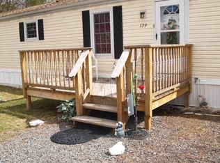129 Valley View Dr, Madison Township, PA 18444
