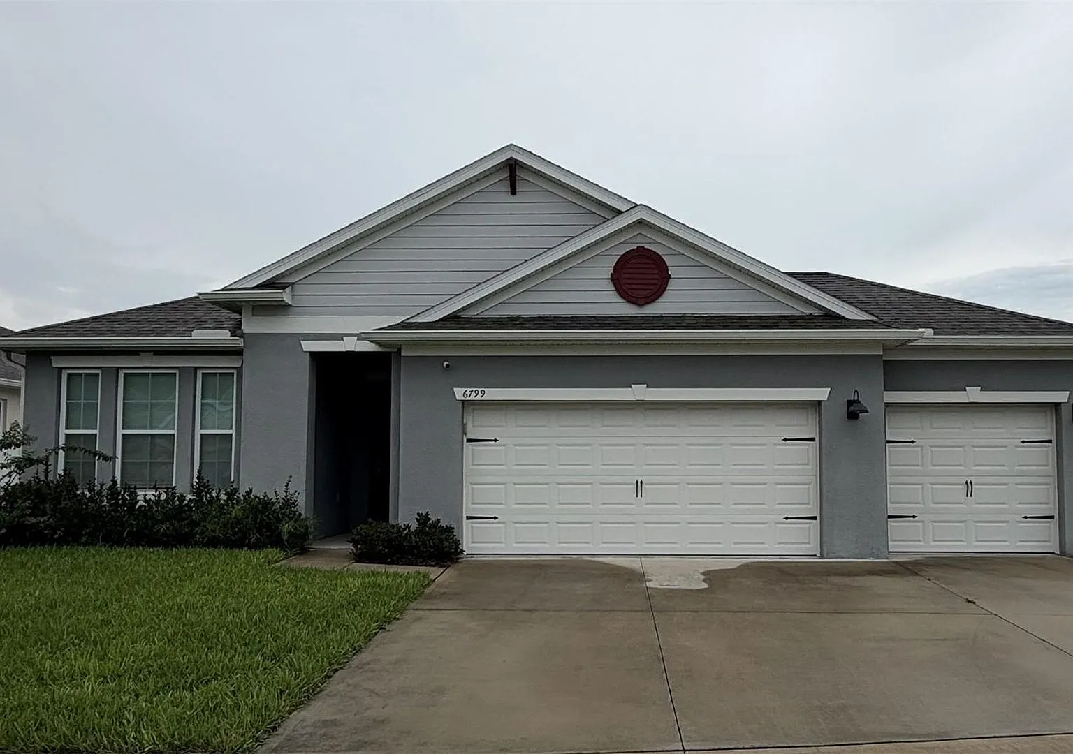 4-bedroom, 3-bath single-family home located in the highly desirable Harmony West! — Photo 1