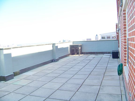PRIVATE TERRACE