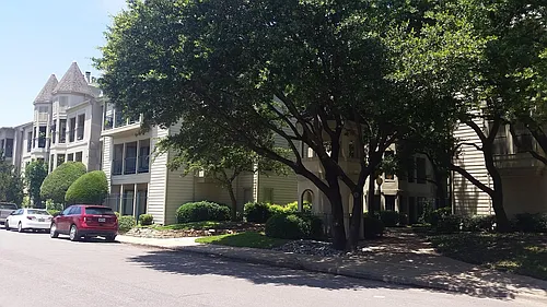 3105 San Jacinto St Photo 1
