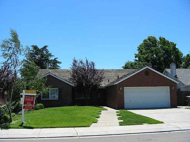 1st image of 1450 N Junewood Pl