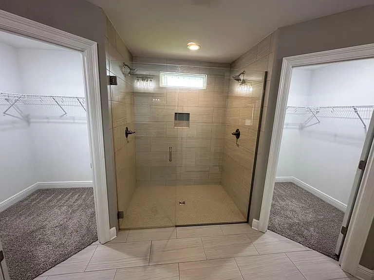 1807 Thunderbolt St — Photo 20