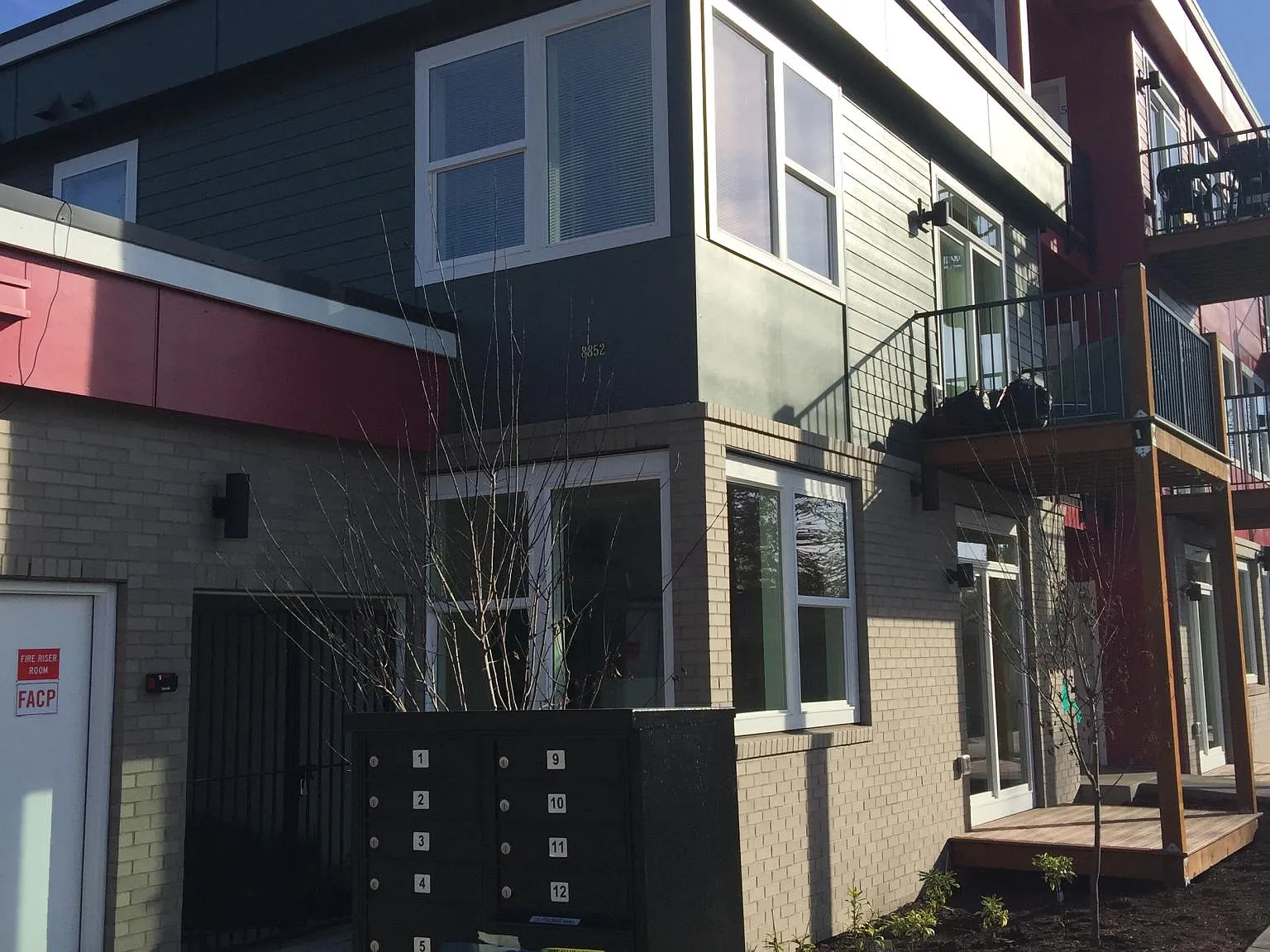 8852 SE Ellis St — Photo 2