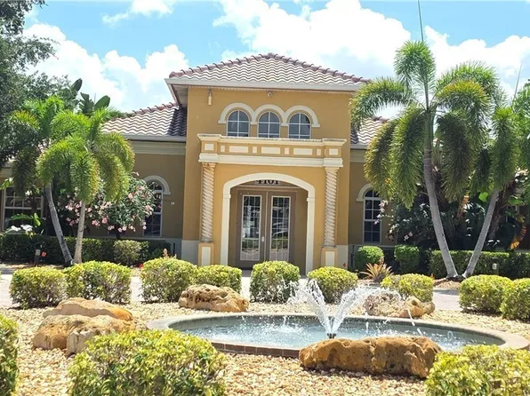 4135 Residence Dr APT 624, Fort Myers, FL 33901