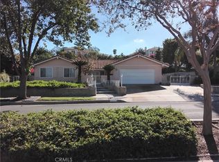 980 Country Club Dr, Riverside, CA 92506