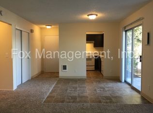 15871 E Burnside St, Portland, OR 97233