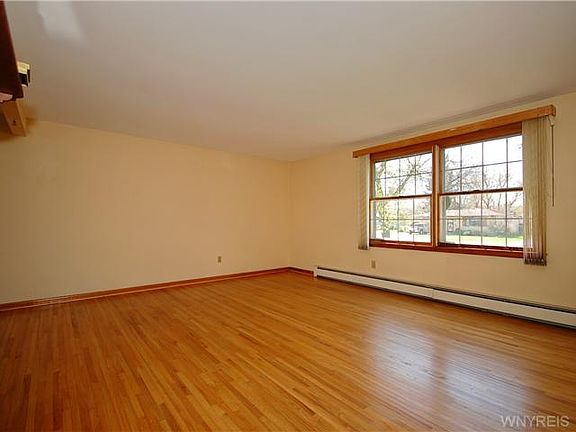 2nd image of 144 Jeffrey Dr