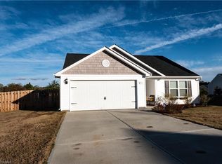 211 Kendall Dr, Winston Salem, NC 27107