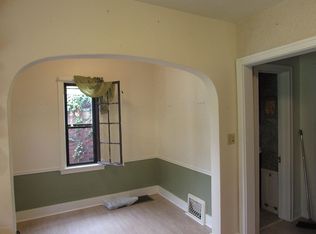 62 Minges Rd W, Battle Creek, MI 49015