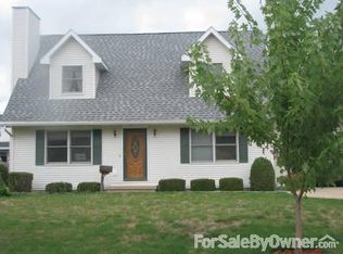 1012 W 3rd St, Spring Valley, IL 61362