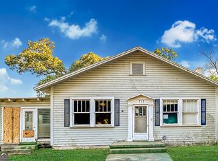 712 E College St, Bainbridge, GA 39819