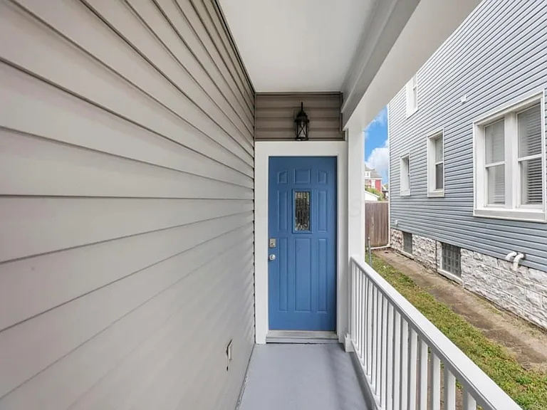 513 S Champion Ave — Photo 4