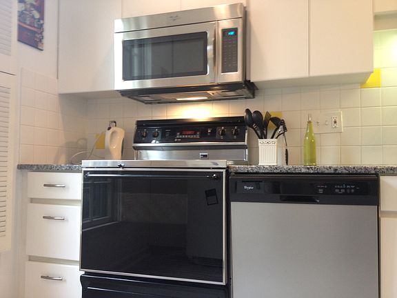 5th image of 5151 Westbard Ave #16