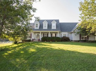 309 Arrowhead Springs Ln, Versailles, KY 40383