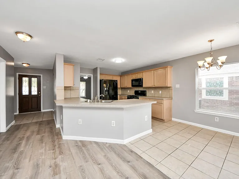 14707 Country Rose Ln — Photo 5