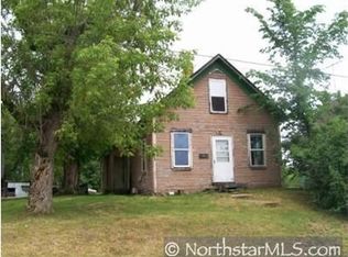 304 Lark St, Sandstone, MN 55072