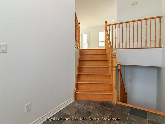 5th image of 16 Donato Way