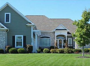 5404 N Shoreline Ter, Muncie, IN