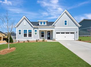 86 Firefly Ln, Fuquay Varina, NC 27526