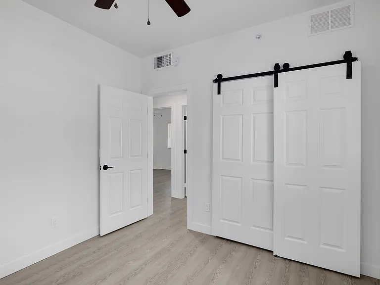 357 E Roeser Rd #8 — Photo 6