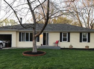 1628 E 18th St, Lawrence, KS 66044