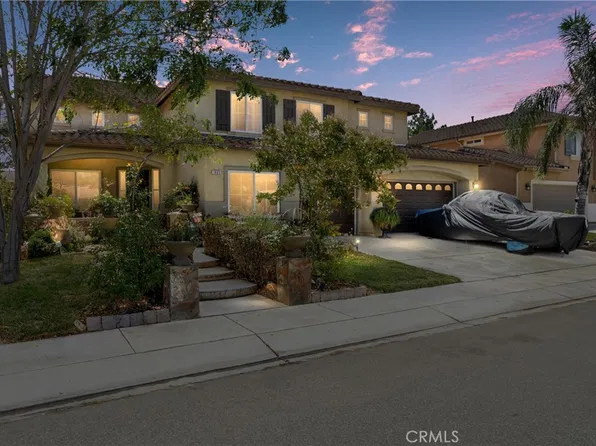 1665 Jade Moon Ln, Beaumont, CA 92223
