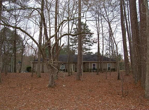 4th image of 15 Audubon Ct