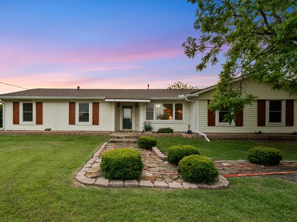 308 Sunset Dr, Corsicana, TX 75110