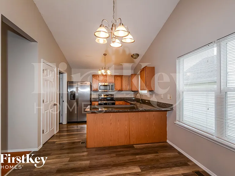 14 Rivermeadows Dr — Photo 6