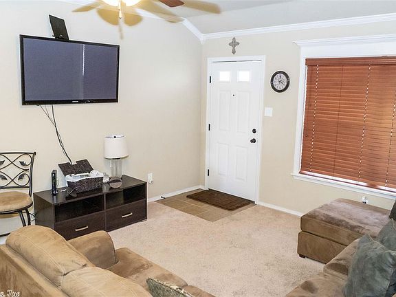 4th image of 1105 Spikerush Ct