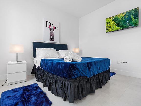 3rd image of 3050 Thomasson Dr #203