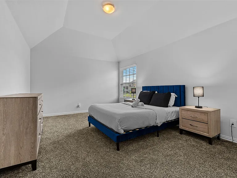2305 Hickey Dr — Photo 10