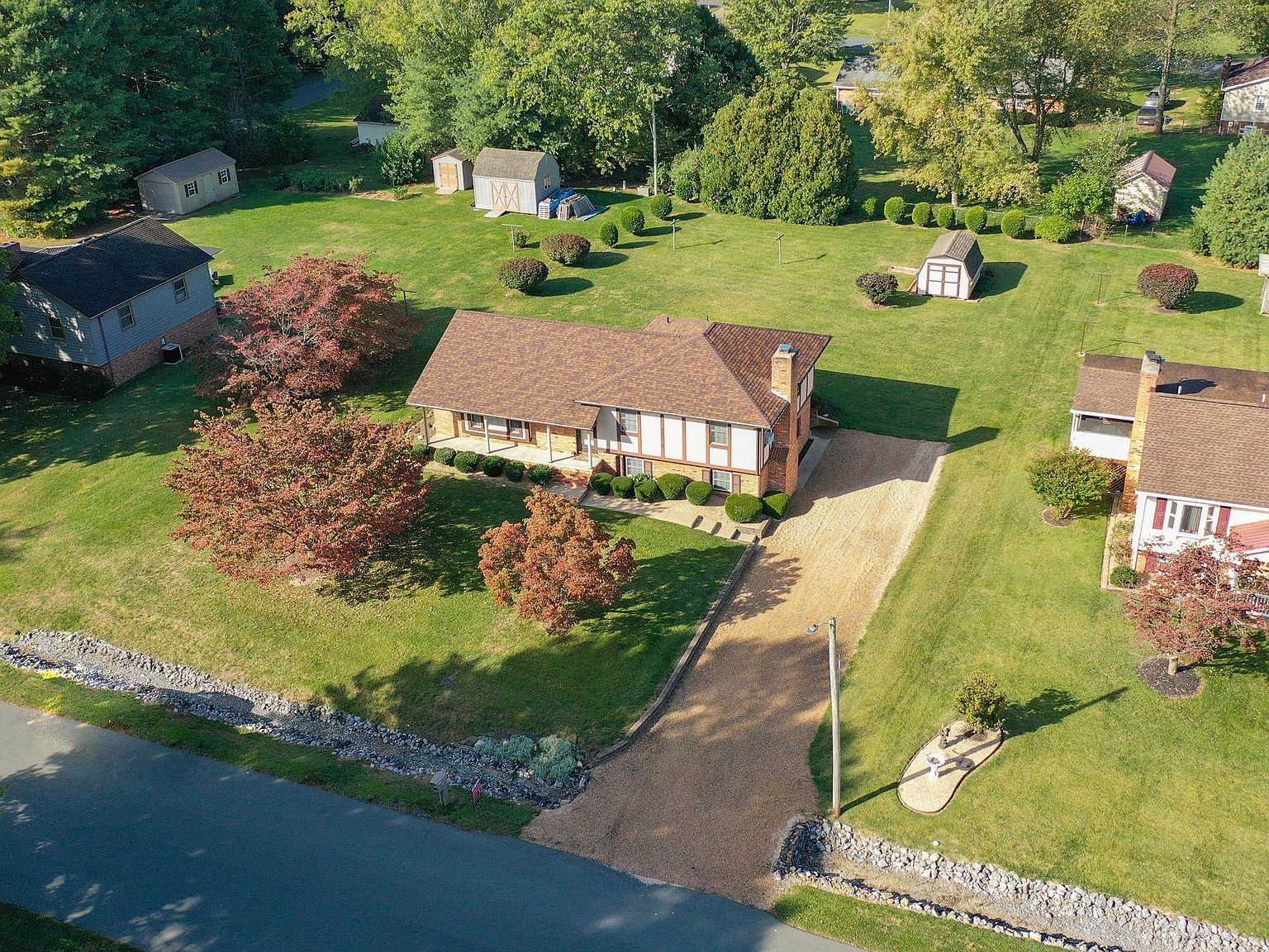 53 Cooper Dr, Stuarts Draft, VA 24477 Zillow