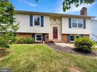 9641 Branchview Ln, Manassas, VA 20110