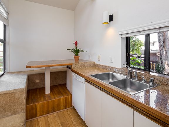 5th image of 1788 Missouri St APT B