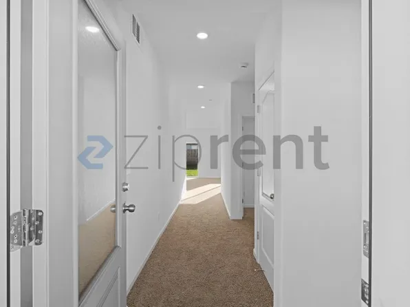 10512 Santana Ln, Stockton, CA 95212