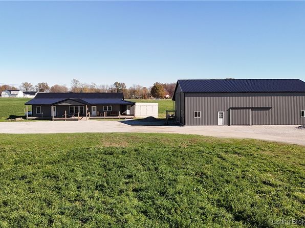 8596 Westport Road, Marysville, IN 47141