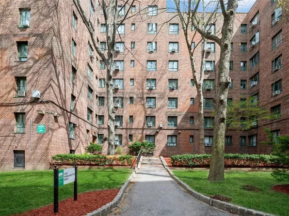 1450 Parkchester Road #7C, Bronx, NY 10462