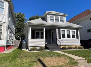 85 Oakland Ave, Cranston, RI 02910