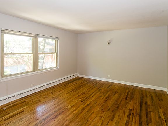 5th image of 2116 W Foster Ave APT 2N