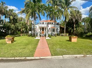 1705 Vamo Dr, Sarasota, FL 34231
